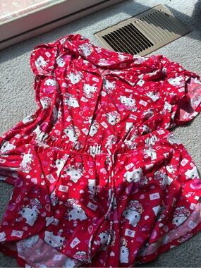 Hello kitty pajamas set